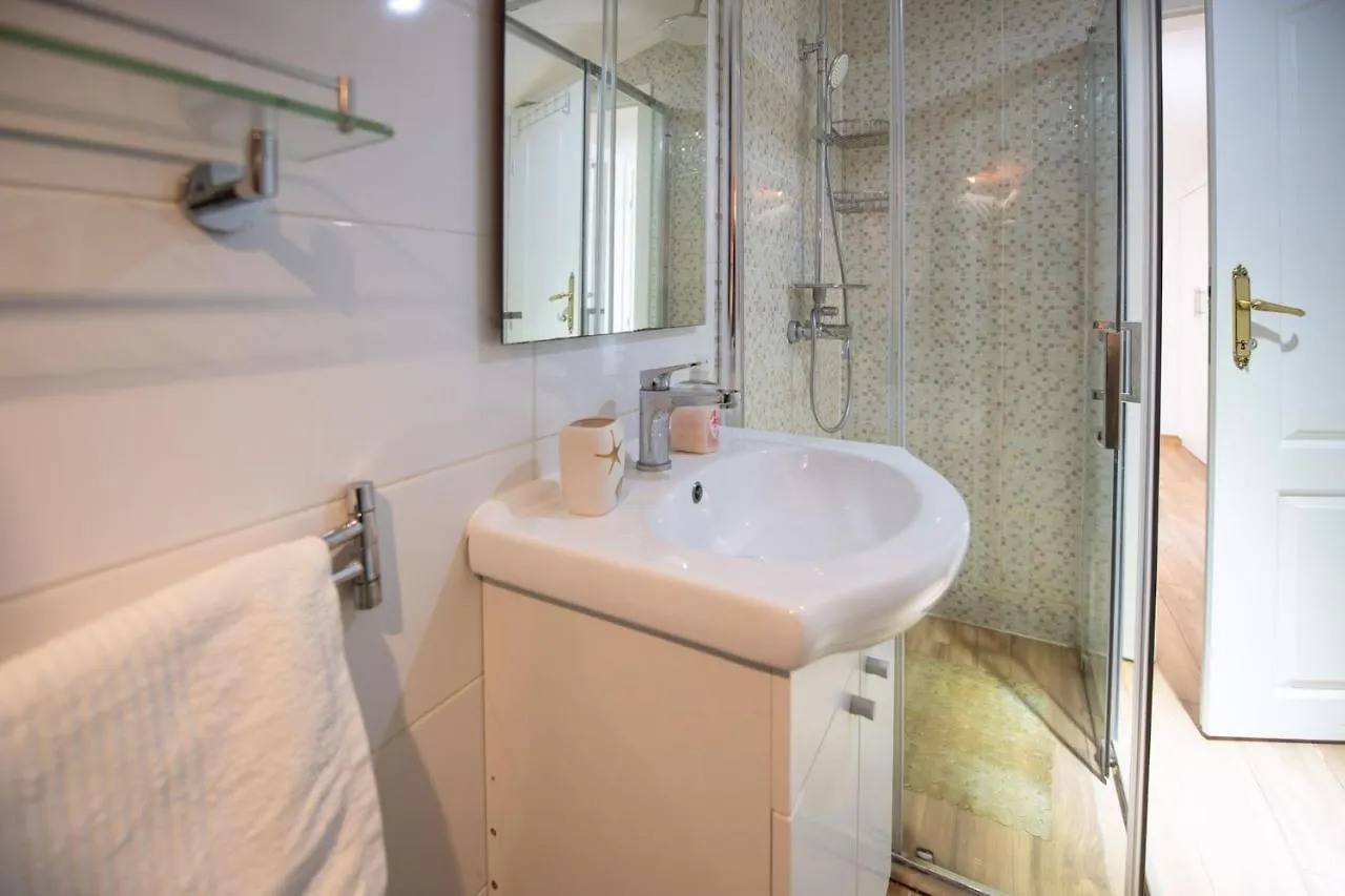 Apartments Villa Anna Icici